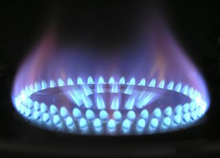 Zajímá vás, kolik budete platit za plyn díky zastropování cen v roce 2023?